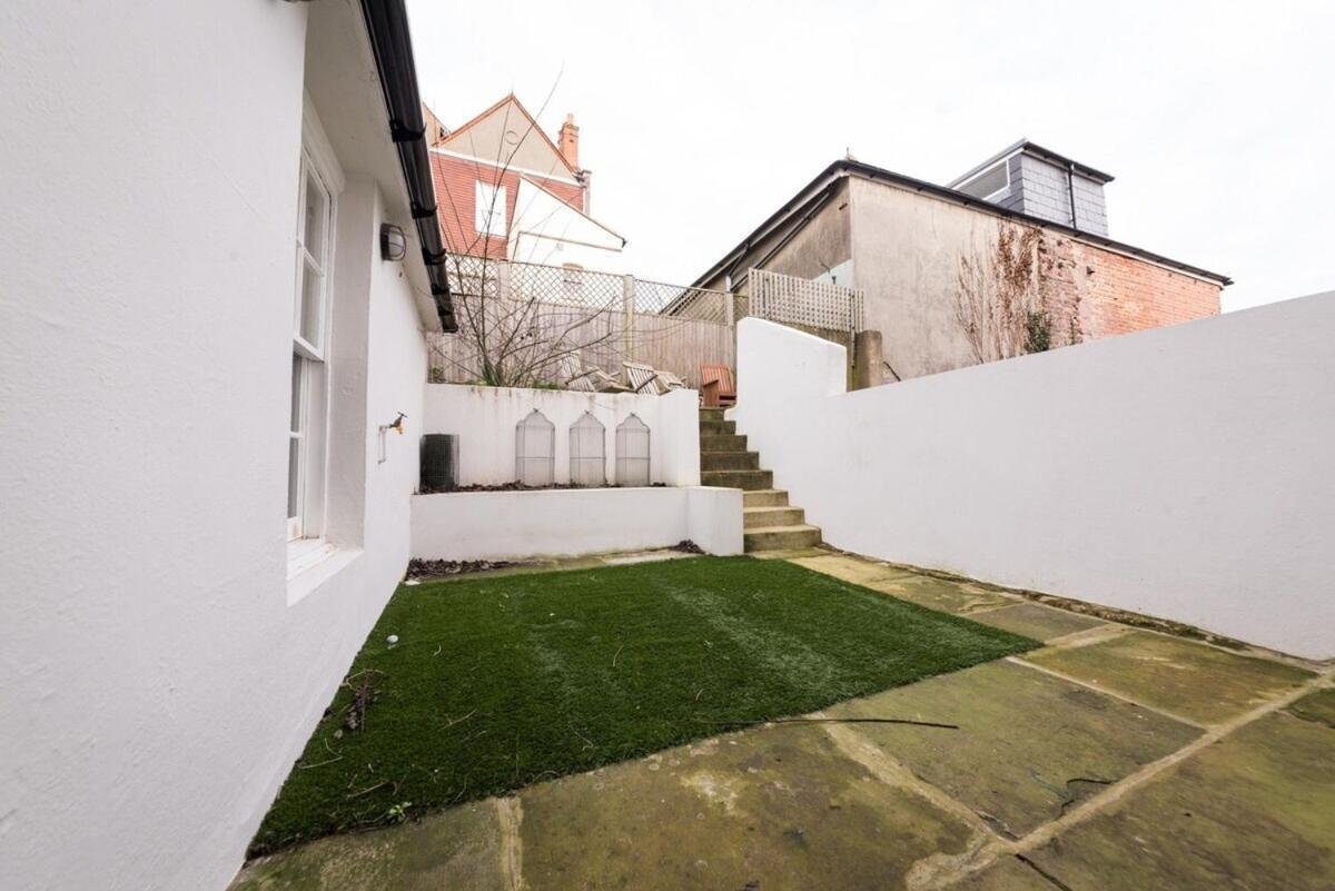 Sea Front St Leonards Villa Hastings Exterior foto